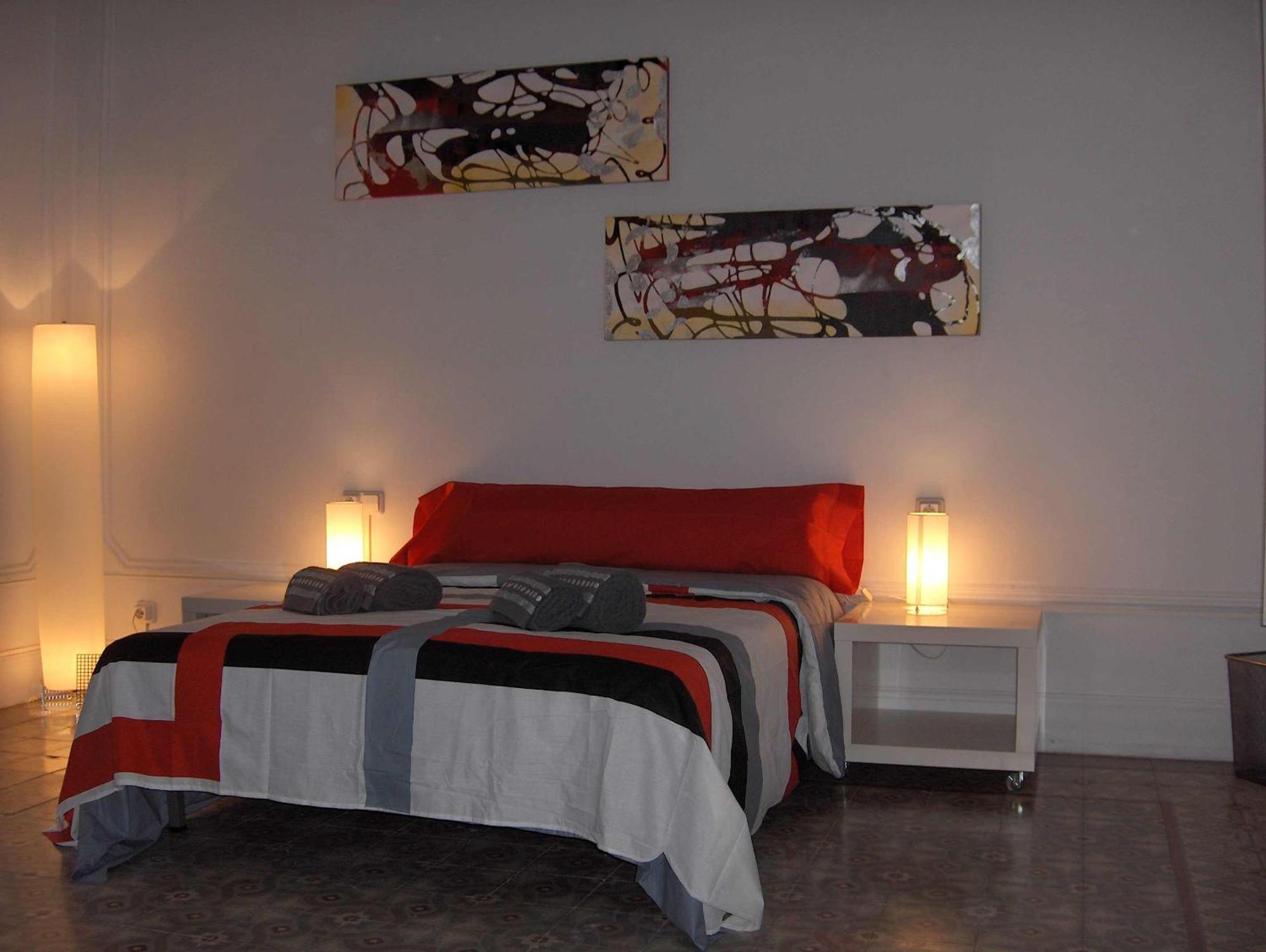 Des Artistes Hostel Barcelona Exterior photo