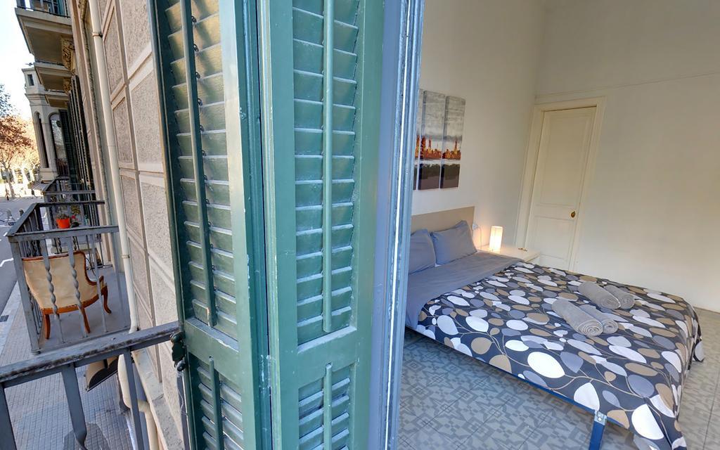 Des Artistes Hostel Barcelona Exterior photo