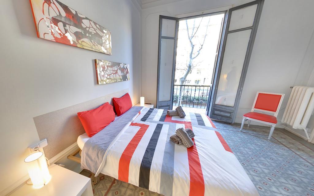 Des Artistes Hostel Barcelona Exterior photo